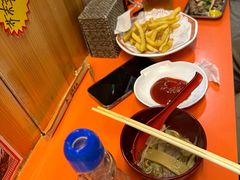 二郎系拉面-拉面莊夢語＆中华料理八椿