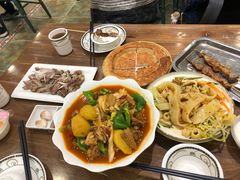 -清真·玛丽亚新疆菜主题餐厅(浙江中路店)