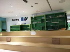 -爱睿思儿童早教亲子游泳(万象城店)