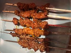 -街角等你.大连海鲜烧烤.经典铁板海鲜串(西安路店)