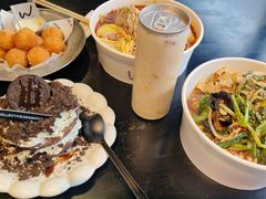 -W COLLECTIVE  DESSERT SHOP