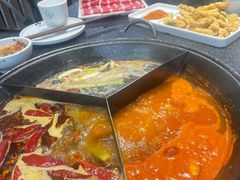 -渝里重庆火锅(航天城店)