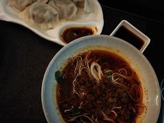 -月玲珑足道(滨江店)