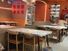 -老班长·小龙虾·鲜货烧烤大排档(金街美地店)