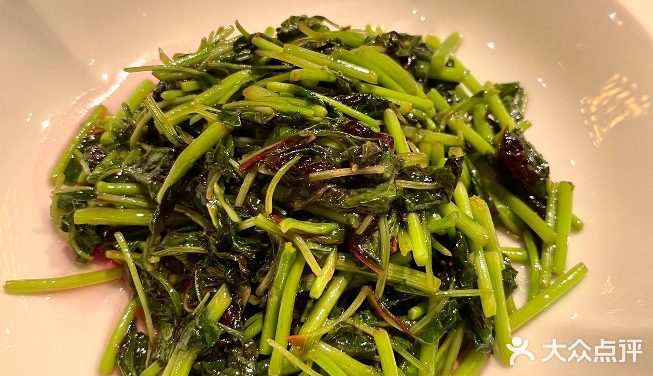 绝对值得专程前往的新荣记