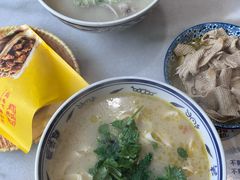 -虢国羊肉汤馆(政二街店)