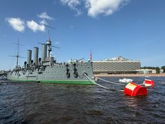 -阿芙乐尔号巡洋舰