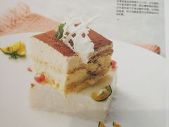 提拉米苏配酸奶酪-顺承小院儿