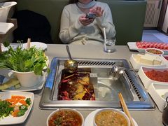 -海底捞火锅(杭州滨江九宜城店)