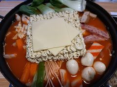 部队火锅-源味屋韩式火锅&炸鸡(鼎城当代商城店)