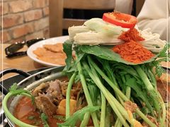 -喇喇排骨火锅·传统韩式脊骨汤(望京西园总店)