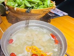 -吃饭皇帝大土家民族菜(正大广场店)
