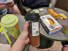 -中航城君尚购物中心