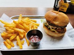-Grinder 绞肉机汉堡(武定路店)