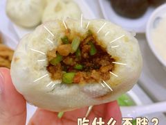 -李与白包子铺(桐梓林店)