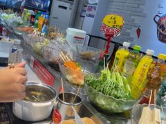 -百品聚旋转火锅(万德庄店)