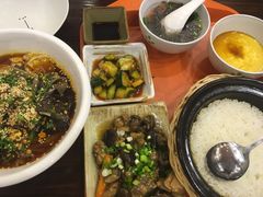 -龙记斑鱼火锅鲜切牛肉自助(红山路店)