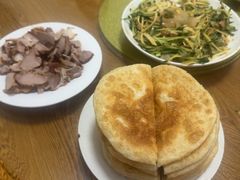 -铁东熏肉大饼铺老二马路黑牌子