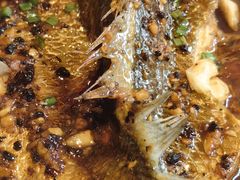 -八府香鸭·啫啫煲(华山路店)