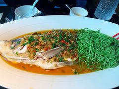 酱香鱼头-凤凰湘语·湘粤鲜融(浦东旗舰店)