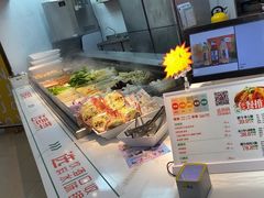 -红渡小香·牛肉麻辣香锅(车站南路店)