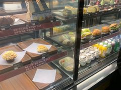 面包甜点陈列柜-星巴克(苏州石路百脑汇店)