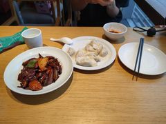 -关东小磨东北菜(上海长风大悦城店)