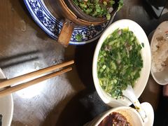 -杨三娘跷脚牛肉(羊子山西路店)