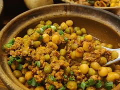 砂锅烂肉耙豌豆-罗妈砂锅(四川成都奎星楼店)