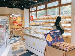 面包甜点陈列柜-85度C(生甜甜圈研究工坊·上海平凉店)