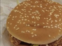 香辣鸡腿堡-麦当劳(长沙东风路店)