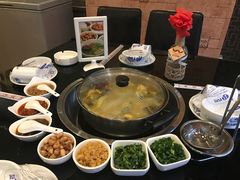 -丫丫汤膳打边炉(宏府408坊店)
