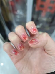 -七彩虹美甲美睫 半永久