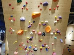 -Upper Climbing Gym 攀岩(华侨城店)