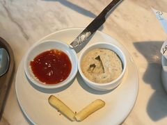 -ROAST coffee & eatery