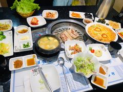 -青松馆韩国料理(香港中路佳世客店)