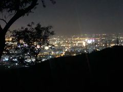 -鬼笑石后山停车场