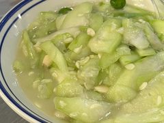 素炒丝瓜-串小白烧烤(金沙洲店)