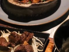 -穹六人间 people 6(岳阳路店)