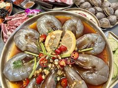 -围炉肉舍•炭烤活鳗•丹东海鲜烤肉(步行街店)