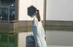 -一揽芳华汉服旗袍体验馆(拙政园店)