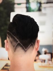 -曼都发型·臻选