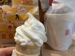 -麦当劳(展览路店)