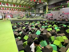 -C7城市运动空间·蹦床·健身·团建