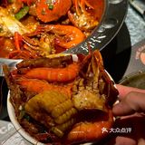 火遍深圳的老船长肉蟹煲，登陆大连啦～