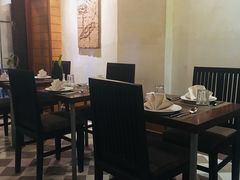 -Old House Restaurant