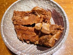 特色大铁锅烀腔骨-95号酱骨·一块豆腐(展春园西路店)