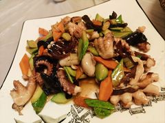 -宾朋海鲜饭庄(兴海路店)