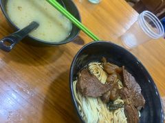 -志权牛肉面(灵山路店)