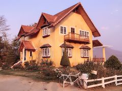 -黄色小屋